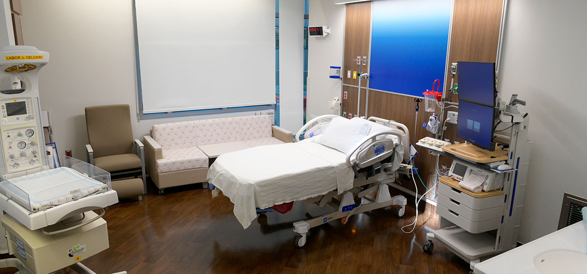 Labor and Delivery Room, Mountain View hospital]