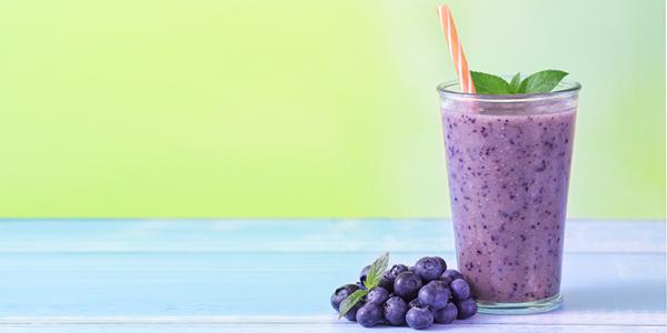 Triple Berry Spinach Smoothie